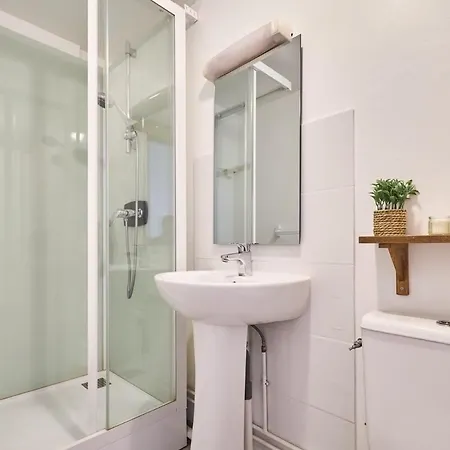 5 Entre Reims Et Epernay - Le Tilleul - Au Beau Sarrazin Holiday home *